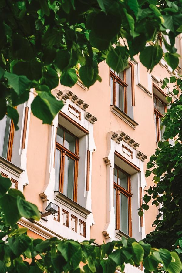 Opera Hotel Riga Exterior photo